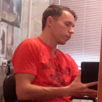 Александр Новгородцев