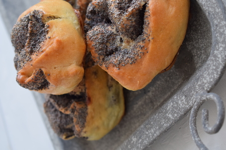 Маковые булочки