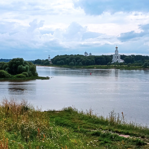 Река волхов от городища
