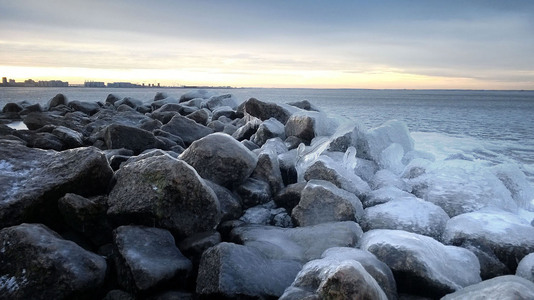 Ледяные камни