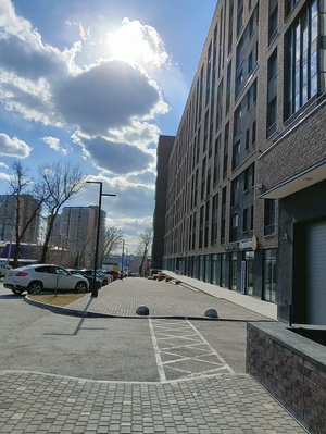 Город