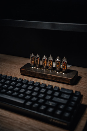 Ламповые часы