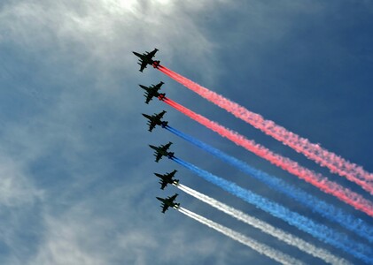 Самолеты в день победы